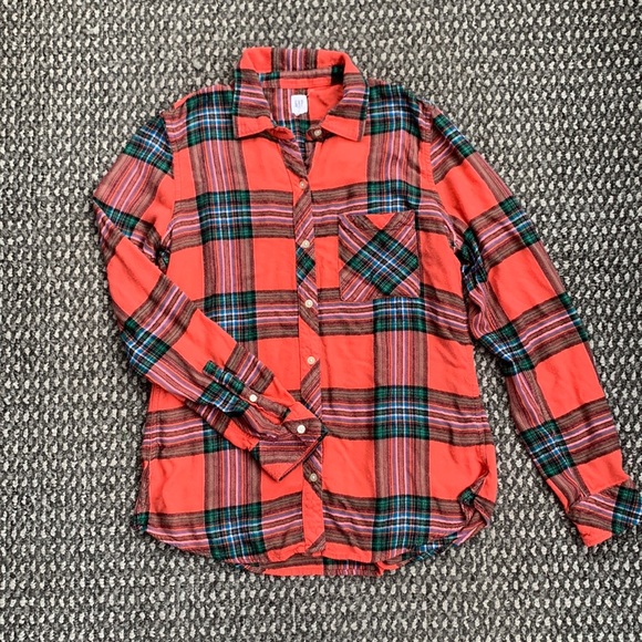 GAP Tops - GAP Plaid Flannel Shirt